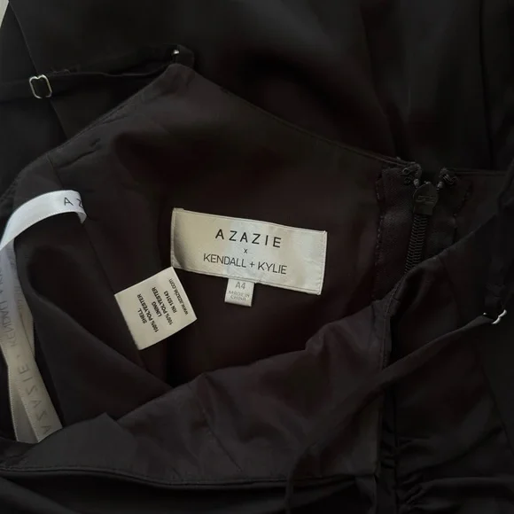 Azazie x Kendall & Kylie Sheath Pleated Stretch Satin Floor Length Mermaid Dress - Picture 4 of 6